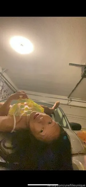 Unefilleunique OnlyFans Leaked Free Thumbnail Picture - #IsCshrm7OC