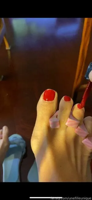 Unefilleunique OnlyFans Leaked Free Thumbnail Picture - #WBI570ywBF