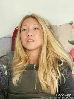 Unefilleunique OnlyFans Leaked Free Thumbnail Picture - #cfnowT4sm3