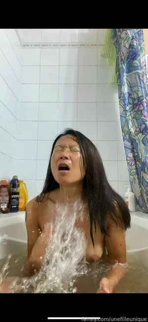 Unefilleunique OnlyFans Leaked Free Thumbnail Picture - #lBGcAuS6o8