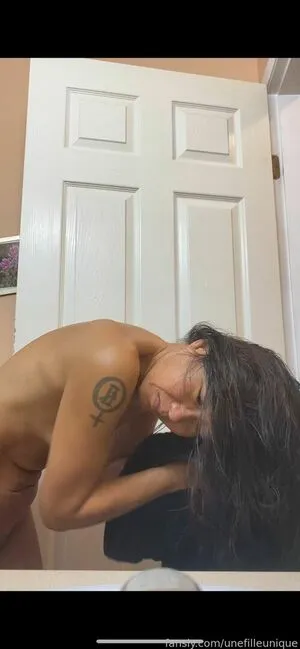 Unefilleunique OnlyFans Leaked Free Thumbnail Picture - #msSkD644b9