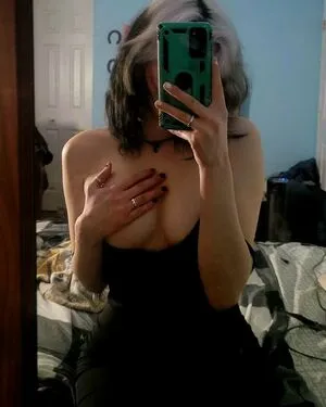 Unh0lyvixen OnlyFans Leaked Free Thumbnail Picture - #nxNuN2ovT2