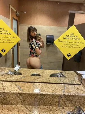 Uni Dream OnlyFans Leaked Free Thumbnail Picture - #0phsRlmXkB