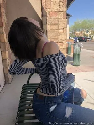 Uni Dream OnlyFans Leaked Free Thumbnail Picture - #b2ZboldyTW