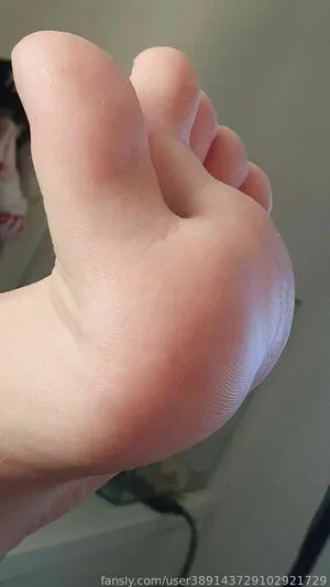 Unicornsfeet OnlyFans Leaked Free Thumbnail Picture - #xCFNI0D8BI