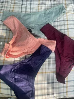 Uniquesativa OnlyFans Leaked Free Thumbnail Picture - #3Lu6sijjFA