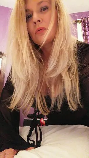Uniquilyyours OnlyFans Leaked Free Thumbnail Picture - #2WTebuHeYC