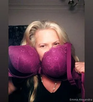 Uniquilyyours OnlyFans Leaked Free Thumbnail Picture - #Dd1Oss7m00