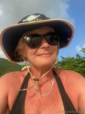 Uniquilyyours OnlyFans Leaked Free Thumbnail Picture - #N24rLKQELW