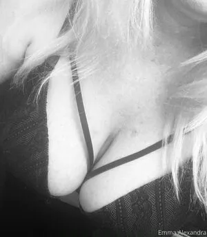 Uniquilyyours OnlyFans Leaked Free Thumbnail Picture - #QV3kTowyMF