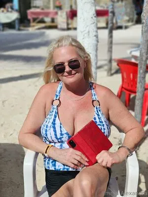 Uniquilyyours OnlyFans Leaked Free Thumbnail Picture - #ynyZe5Hpdg