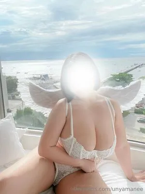 Unyamanee OnlyFans Leaked Free Thumbnail Picture - #4P8t3Tbxy1