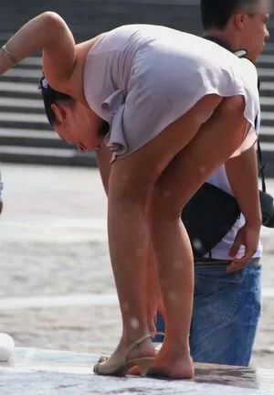 Upskirt Candids OnlyFans Leaked Free Thumbnail Picture - #vLYNIP4cW1