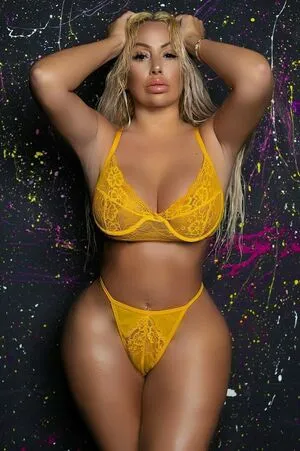 Uptownjenny OnlyFans Leaked Free Thumbnail Picture - #xmemKeLavN