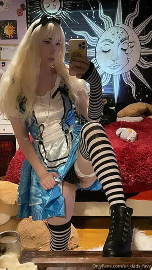 Ur Dads Favv OnlyFans Leaked Free Thumbnail Picture - #xFEtHYGV0x