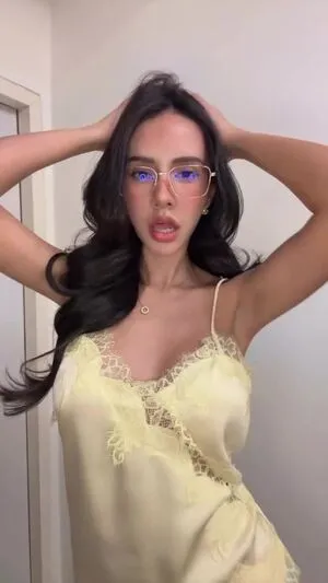 Urbabyjasmin OnlyFans Leaked Free Thumbnail Picture - #5GFbhzAVun