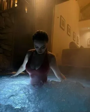 Uresa Zogu OnlyFans Leaked Free Thumbnail Picture - #32YgQfymwi