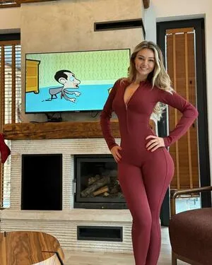 Uresa Zogu OnlyFans Leaked Free Thumbnail Picture - #3Rx6sqcXFo