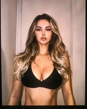 Uresa Zogu OnlyFans Leaked Free Thumbnail Picture - #Bma0Xzhr7N