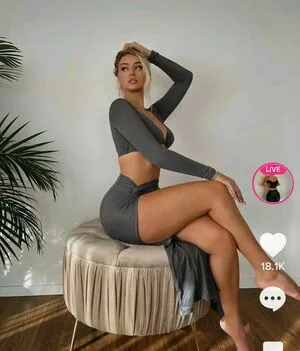 Uresa Zogu OnlyFans Leaked Free Thumbnail Picture - #GFxIcwgQYb