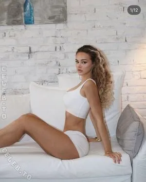 Uresa Zogu OnlyFans Leaked Free Thumbnail Picture - #oV7wkREIyU