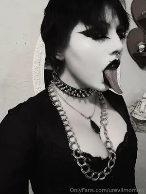 Urevilmommy OnlyFans Leaked Free Thumbnail Picture - #iCrXyIiUTn