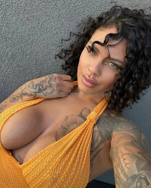urfavangell OnlyFans Leaked Free Thumbnail Picture - #DTrbolyThk