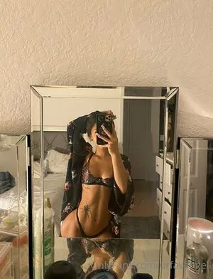 urfavangell OnlyFans Leaked Free Thumbnail Picture - #j3tVNQv0l1