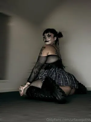 Urfavegothh OnlyFans Leaked Free Thumbnail Picture - #FAmuDQFlad