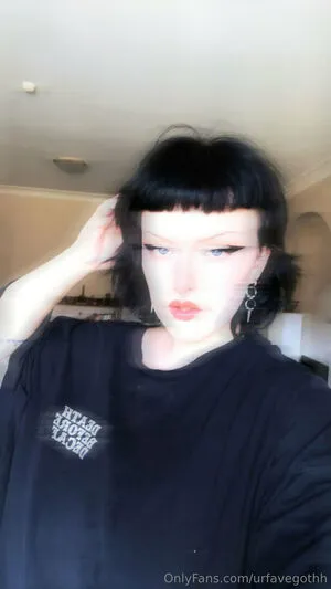 Urfavegothh OnlyFans Leaked Free Thumbnail Picture - #mOFOnyglIA