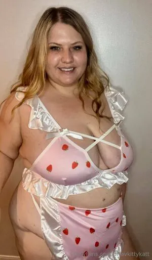 Urfavkittykatt OnlyFans Leaked Free Thumbnail Picture - #SaHooDjIip