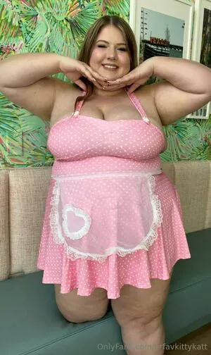 Urfavkittykatt OnlyFans Leaked Free Thumbnail Picture - #hlKobfoCbc