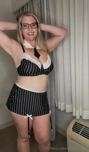 Urfavkittykatt OnlyFans Leaked Free Thumbnail Picture - #j3Db1M3PxQ