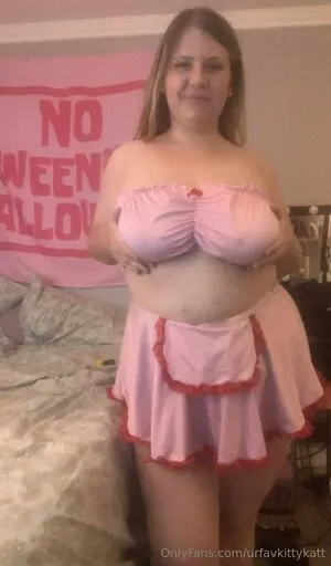 Urfavkittykatt OnlyFans Leaked Free Thumbnail Picture - #tcsAEiMlf6