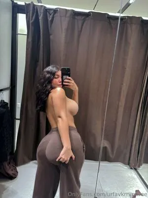 Urfavkrrvrxfree OnlyFans Leaked Free Thumbnail Picture - #Wnf0nVrhYy