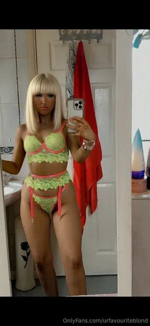 Urfavouriteblond OnlyFans Leaked Free Thumbnail Picture - #dONYdxiw13