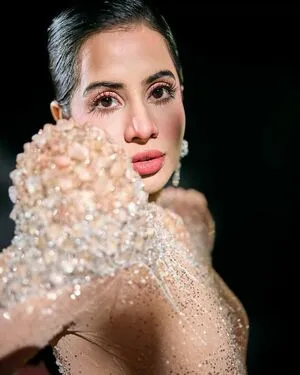 Urfi Javed OnlyFans Leaked Free Thumbnail Picture - #P8E33r5iYm