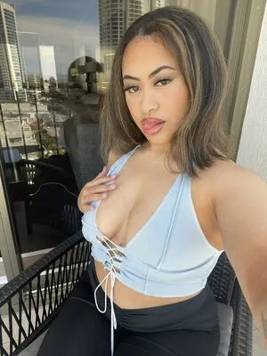 Urproffesionalma OnlyFans Leaked Free Thumbnail Picture - #67M5I6jm8p