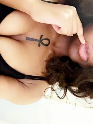 User1937926397 OnlyFans Leaked Free Thumbnail Picture - #8m0ibHmHak