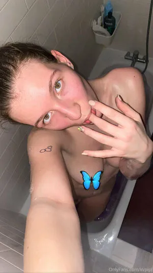 User382500 OnlyFans Leaked Free Thumbnail Picture - #eCS2NDPVge