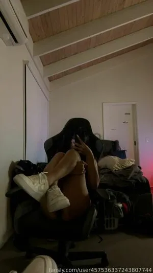 User457536337243807744 OnlyFans Leaked Free Thumbnail Picture - #CCqHaSTJs4