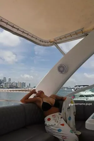 Username Pupe OnlyFans Leaked Free Thumbnail Picture - #Y5YYYYSMGL
