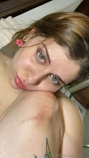 Uwithme OnlyFans Leaked Free Thumbnail Picture - #hhjHryTkG7