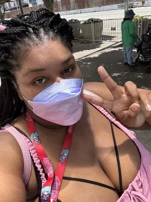 Uzuri Mia OnlyFans Leaked Free Thumbnail Picture - #KBsNaBecrx