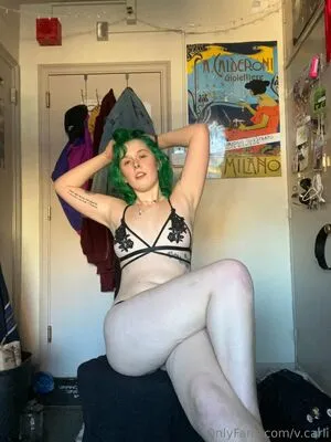 V Carli OnlyFans Leaked Free Thumbnail Picture - #3gOiEpyFfi
