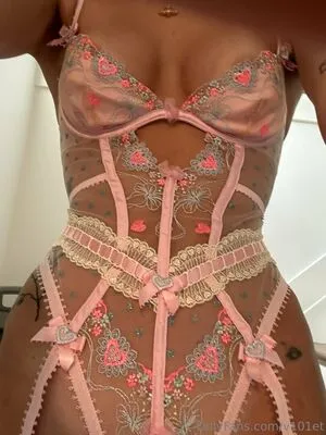 V101et OnlyFans Leaked Free Thumbnail Picture - #LOANhfWs9w