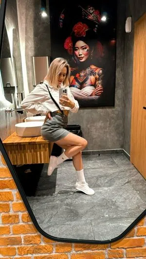 V1ol3ta OnlyFans Leaked Free Thumbnail Picture - #grXBQdGFei