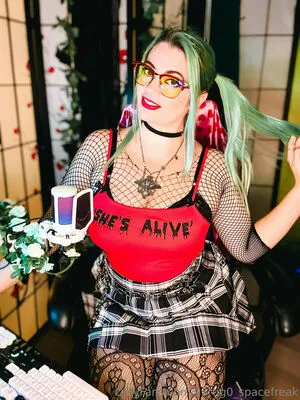 V3rtig0 Spacefreak OnlyFans Leaked Free Thumbnail Picture - #5ETi4QUl86