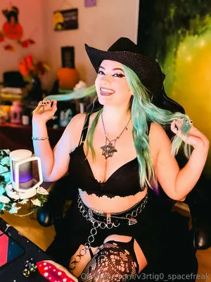 V3rtig0 Spacefreak OnlyFans Leaked Free Thumbnail Picture - #NHrbdS0Frf