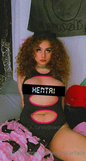 V4l3r1113 OnlyFans Leaked Free Thumbnail Picture - #CaT1o7ABA9